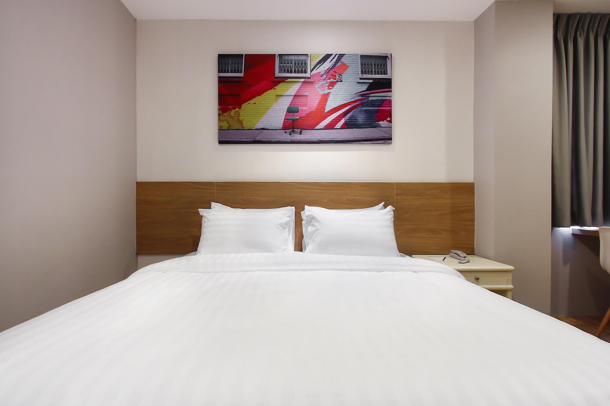 Pula Silom Hotel Bangkok Buitenkant foto
