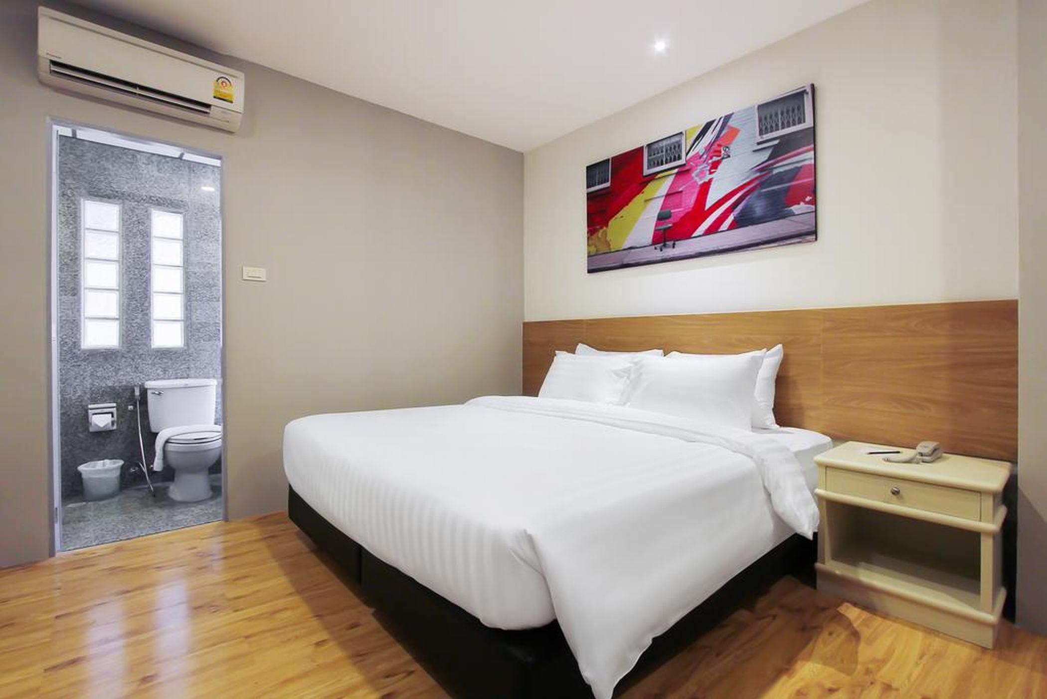 Pula Silom Hotel Bangkok Buitenkant foto