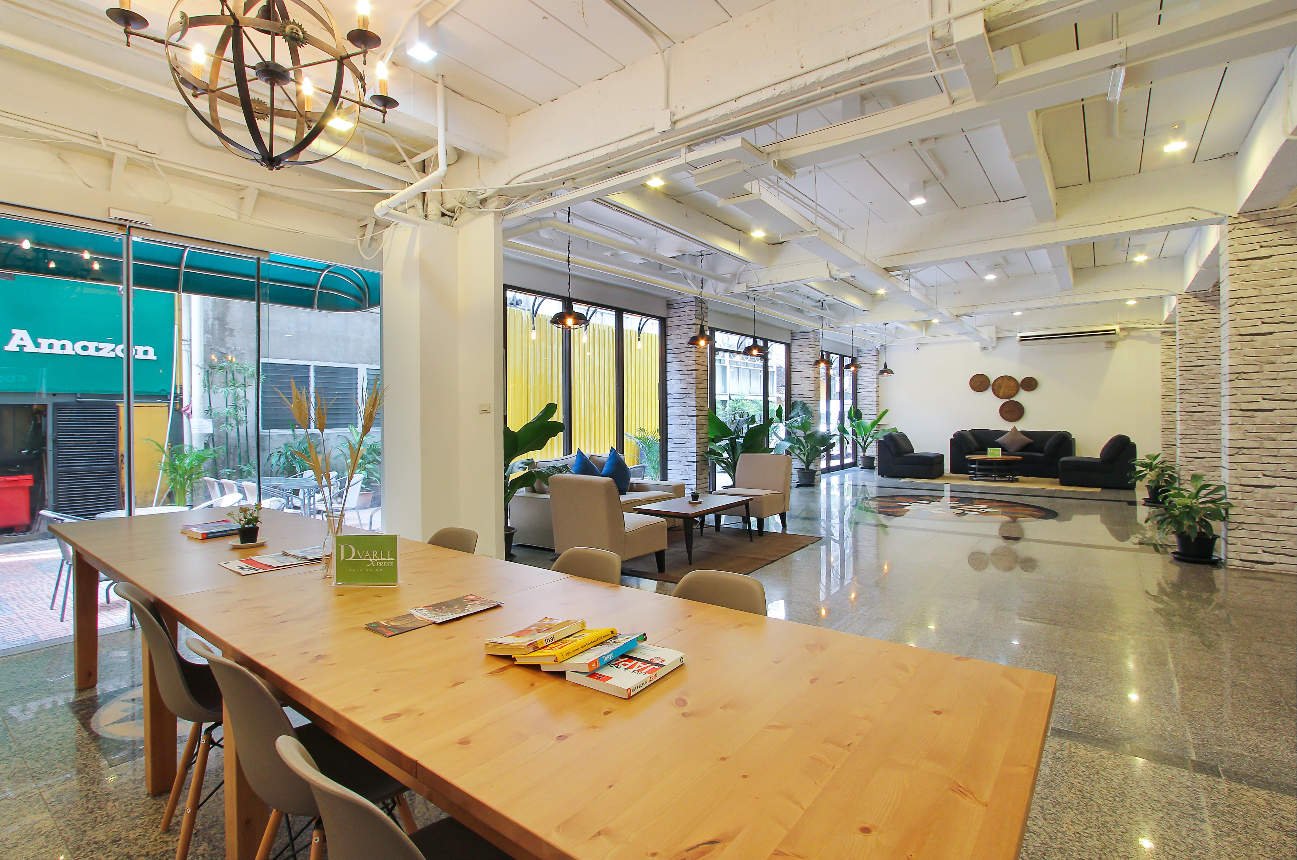 Pula Silom Hotel Bangkok Buitenkant foto